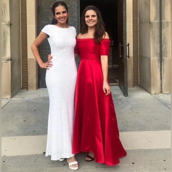 Monique Lhuillier Off Shoulder Red Mikado Gown size 2. - Picture 3 of 7